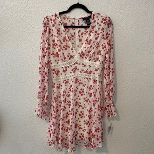 NWT Juniors' Crochet-Trim Printed Chiffon Dress Size 5/6